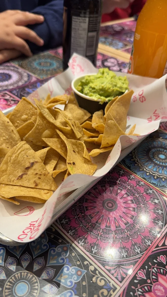Guacamole & Chips