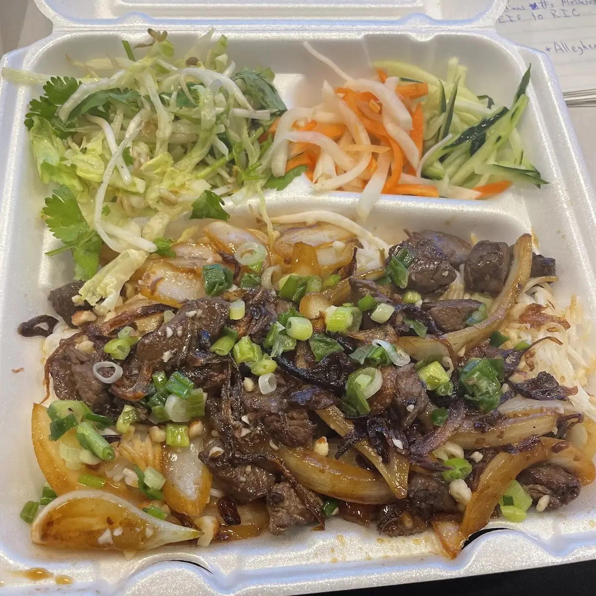 Shaking Beef Vermicelli