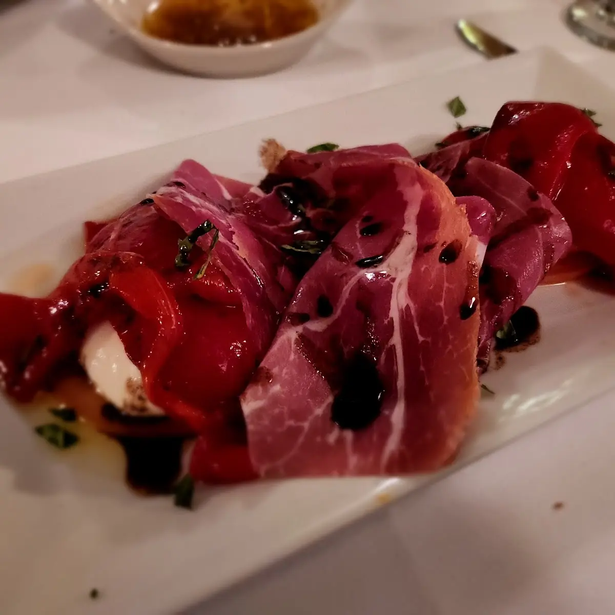 Baratta with Roasted Red Pepper and Prosciutto