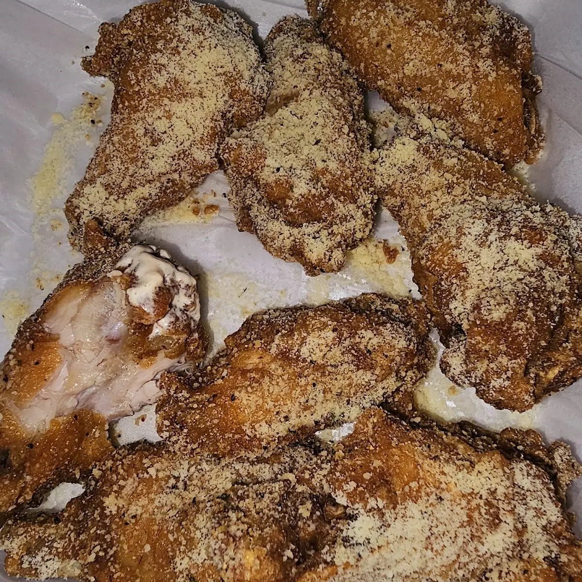 Garlic Parmesan Dry Rubbed Wings