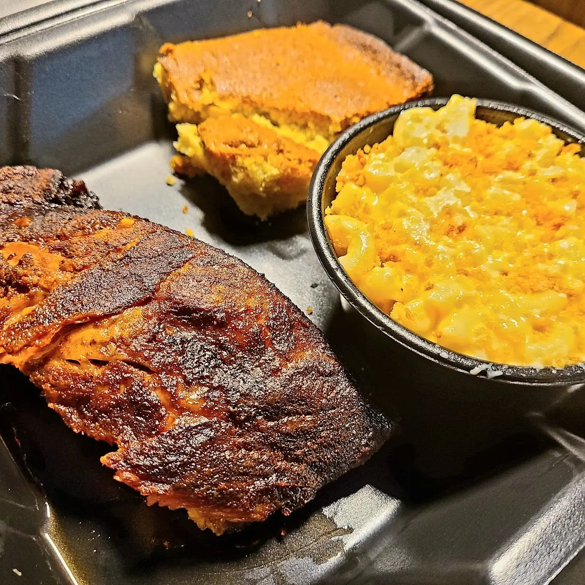 Ribs and Mac and Cheese