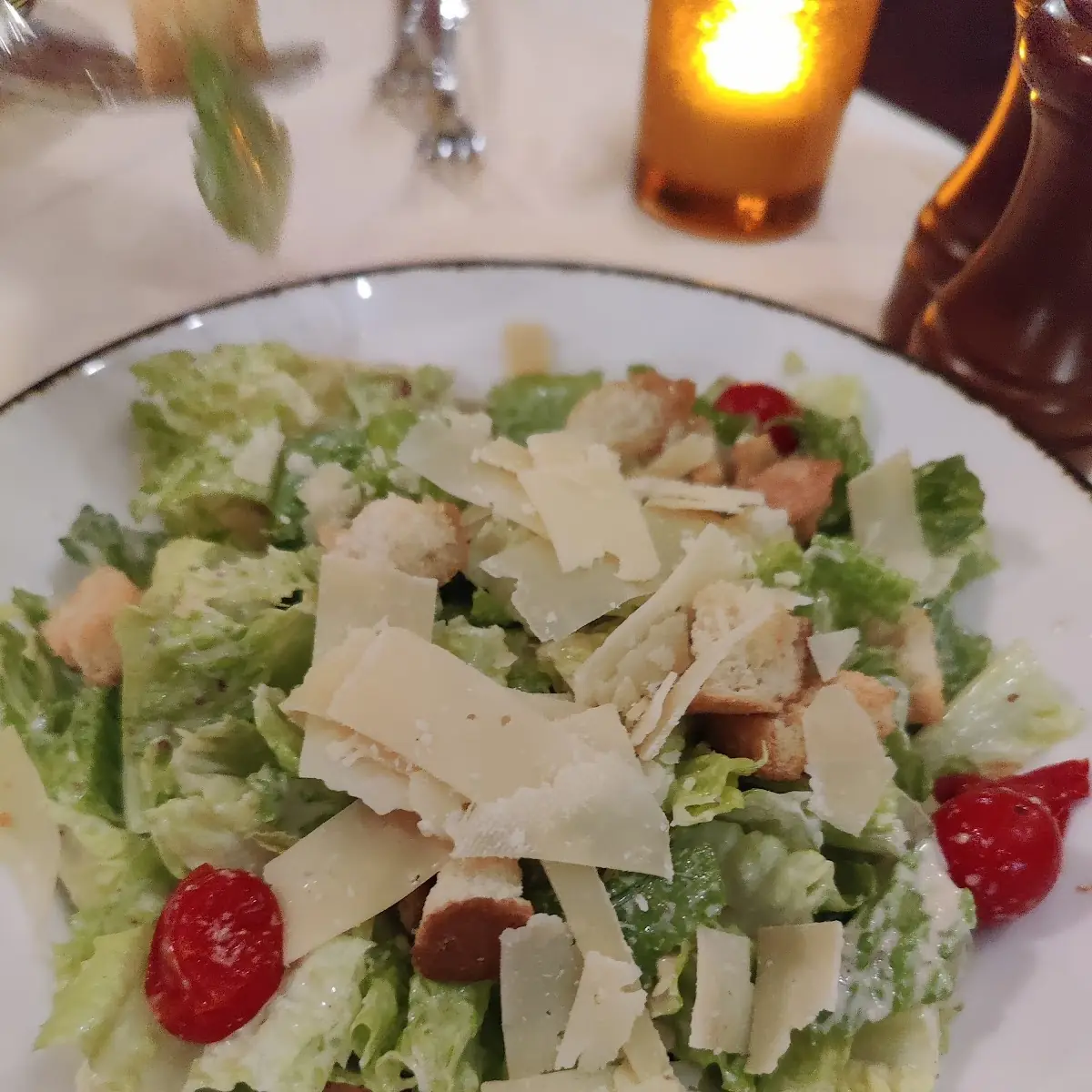 Mama Della Insalata Caesar