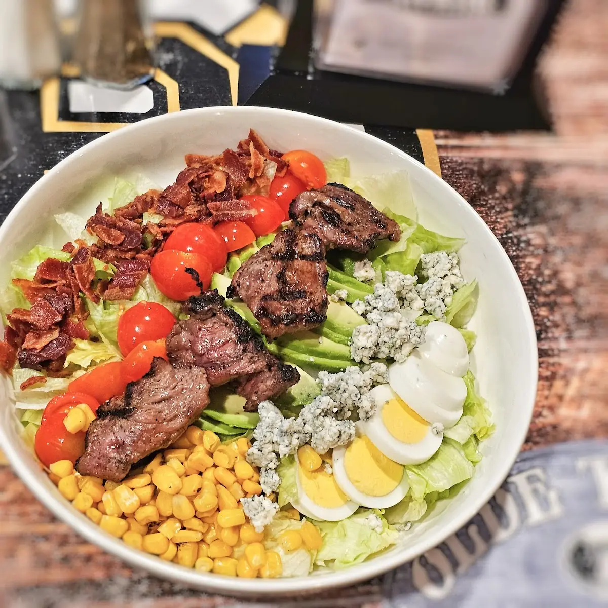 Cobb Salad with Steak Tips
