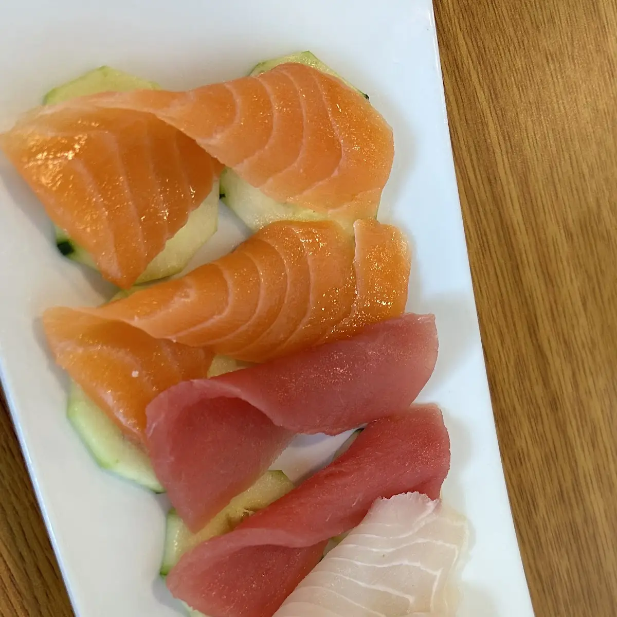 Sashimi Blossom Roll
