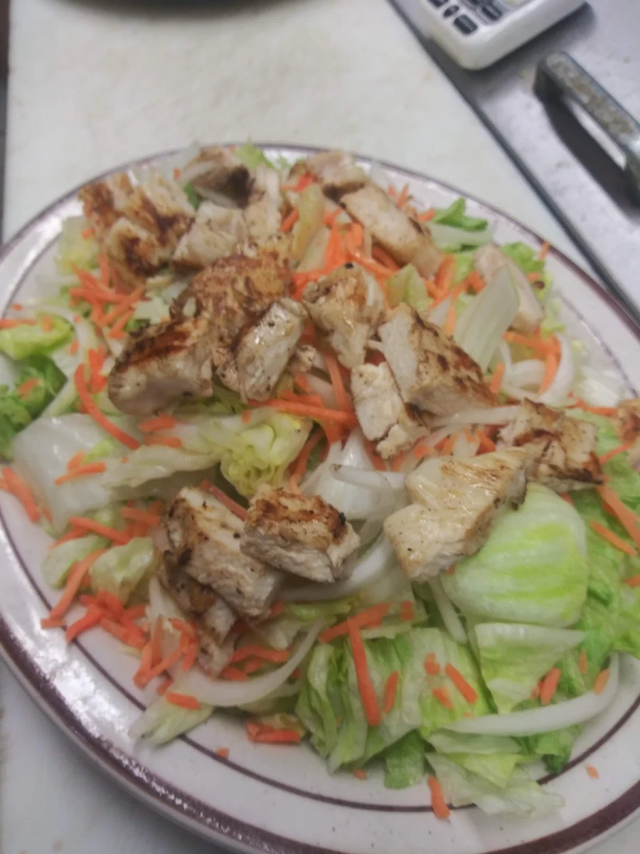 Grilled Chicken Garden Salad