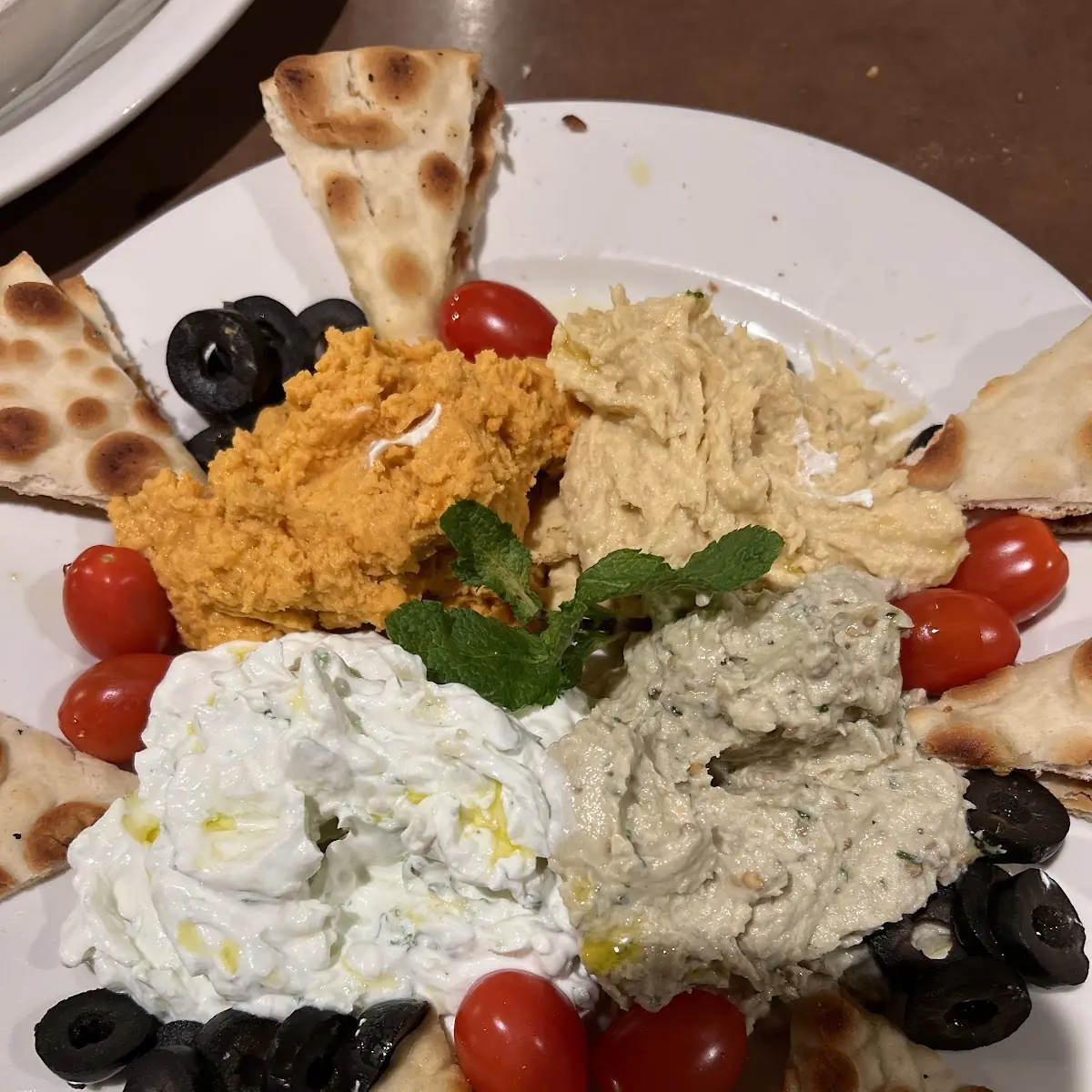Pita Chips and Hummus Dips