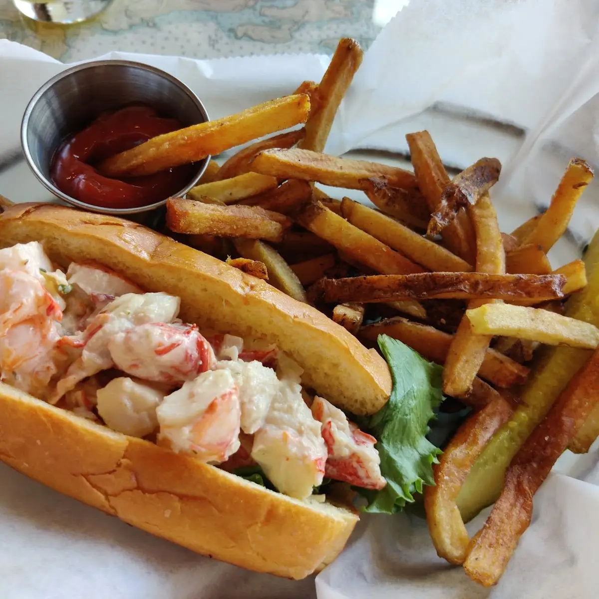 Lobster Roll with Fries