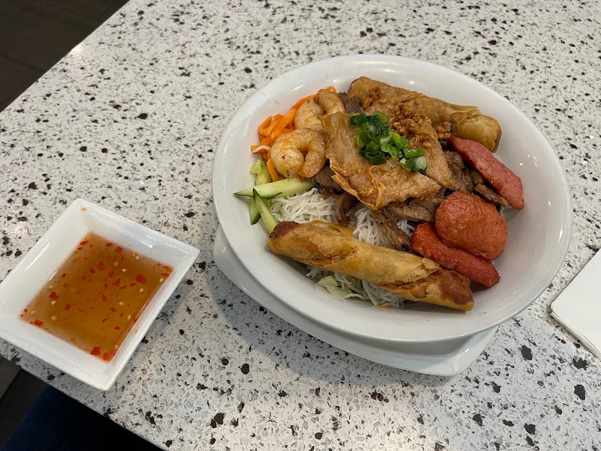 Vermicelli 38, Noodle King