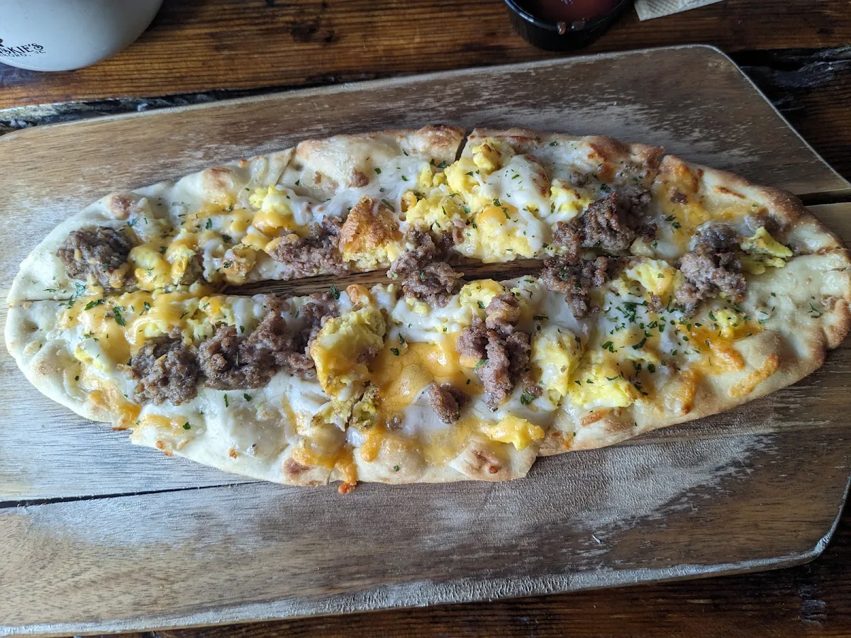 Philly Cheesesteak Flatbread