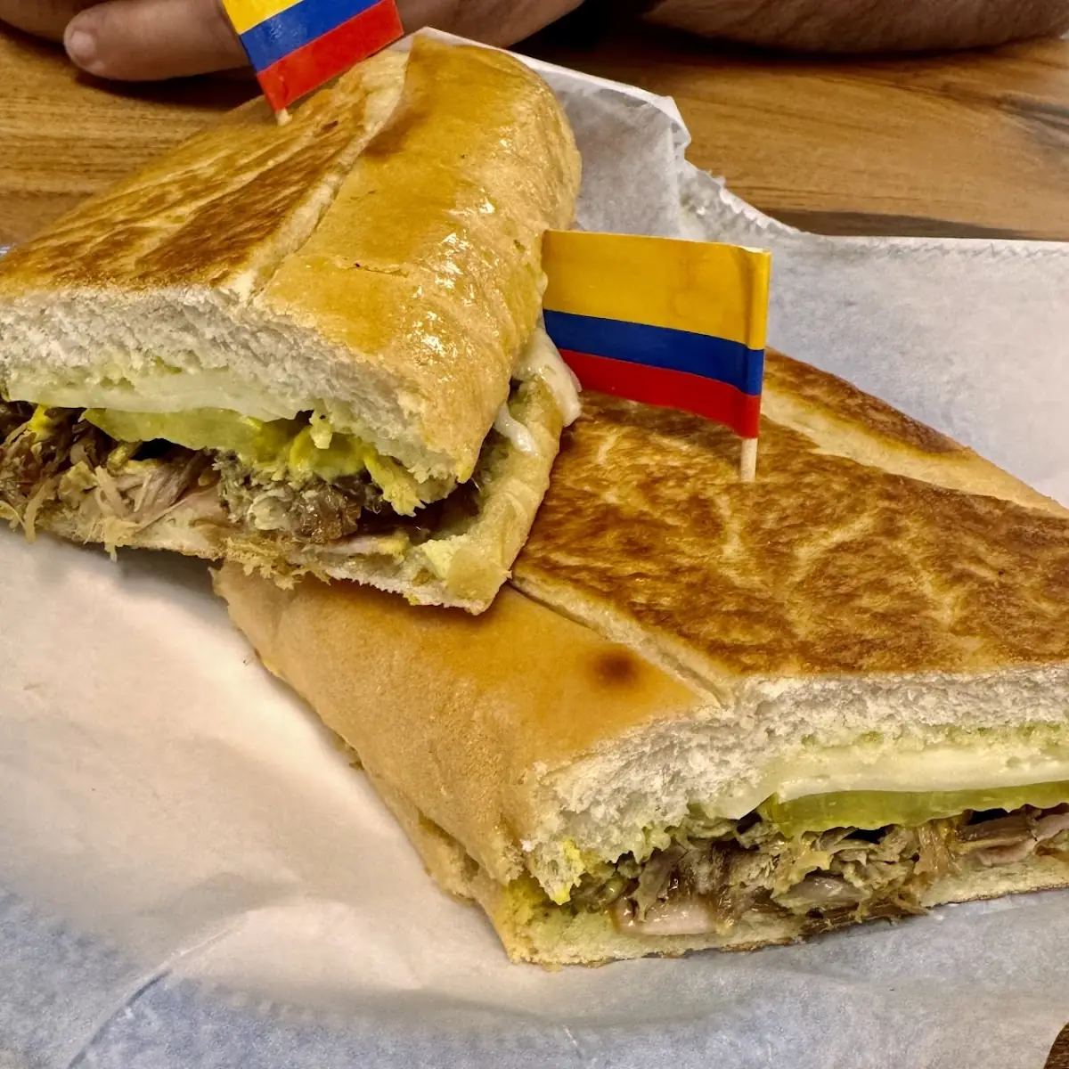 Sándwich Cubano Cuban Sandwich