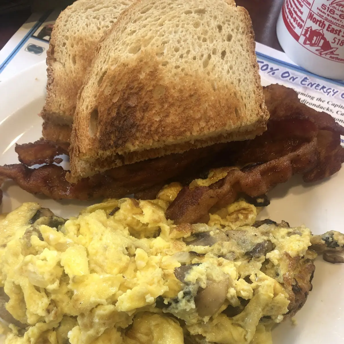 Scrambled Eggs with Onions and Mushrooms
