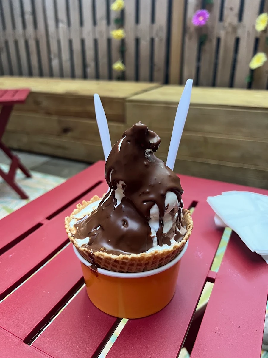 Chocolat Et Vanilla Creme Brulee, Zettis crémerie crêperie