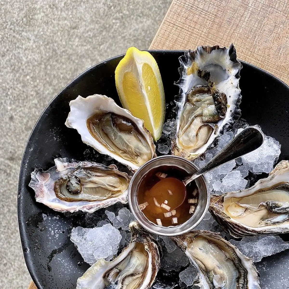 Fresh Oysters with Lemon and Sauce