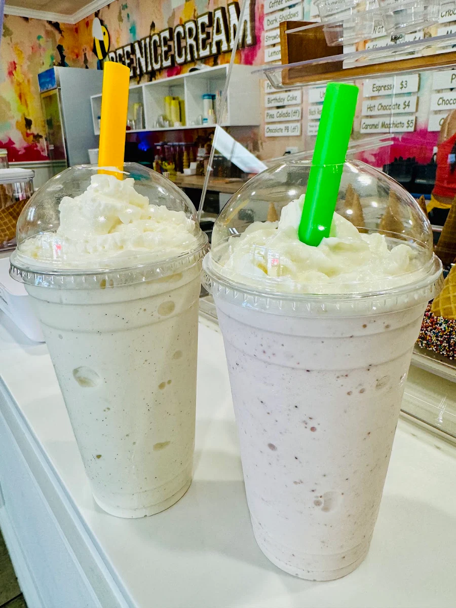 Vanilla & Strawberry Milkshakes