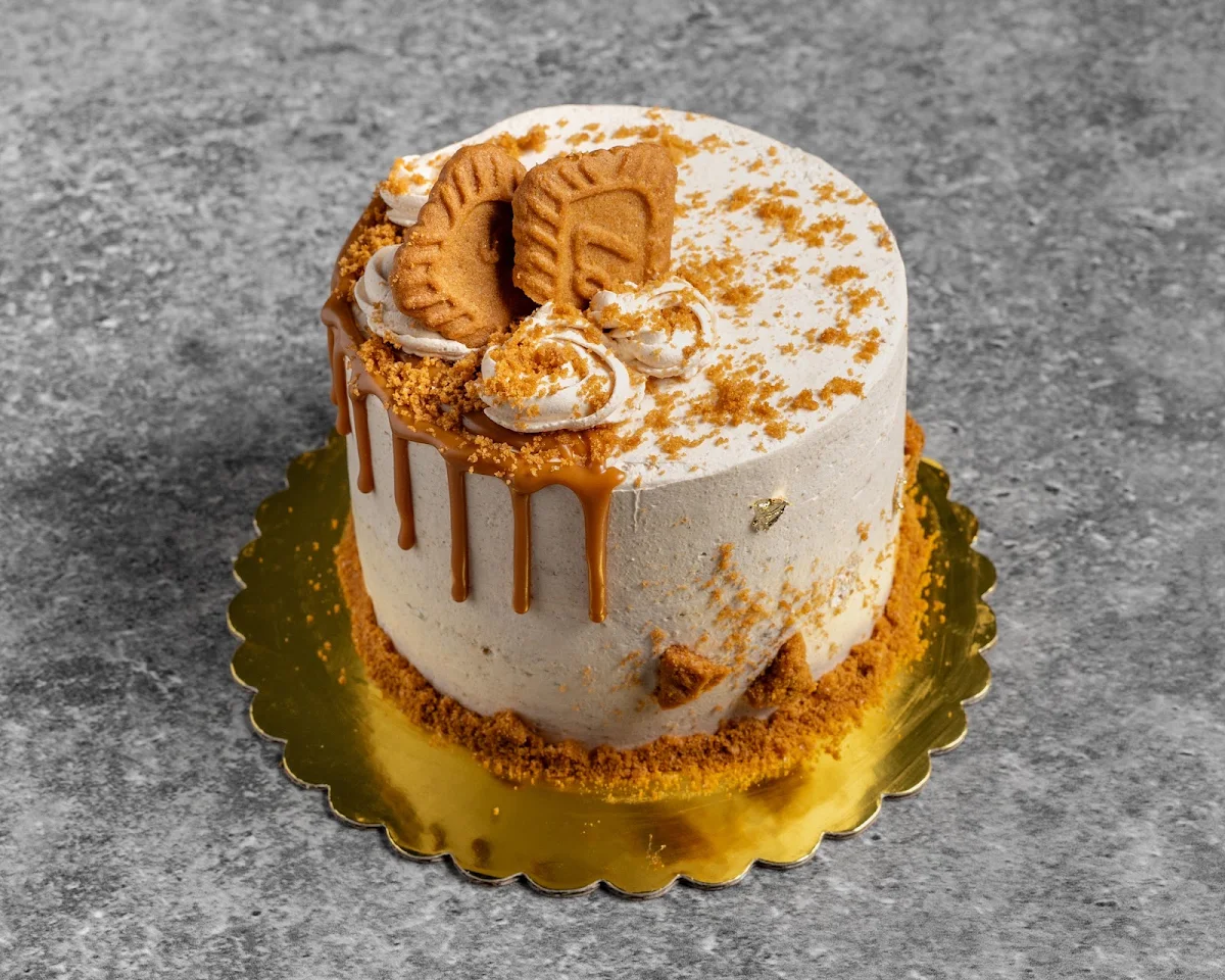Lotus Biscoff Cake Eggless