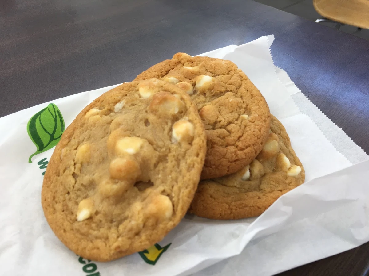 White Chip Macadamia Nut Cookie, Subway