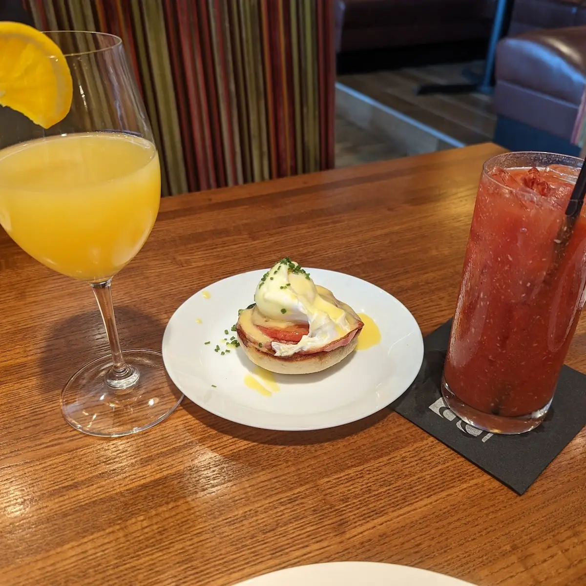 Eggs Benedict
