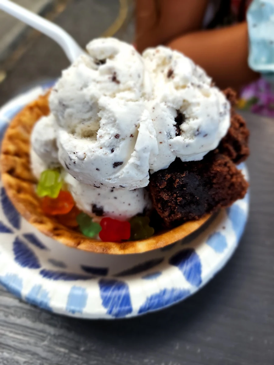 Brownie Sundae