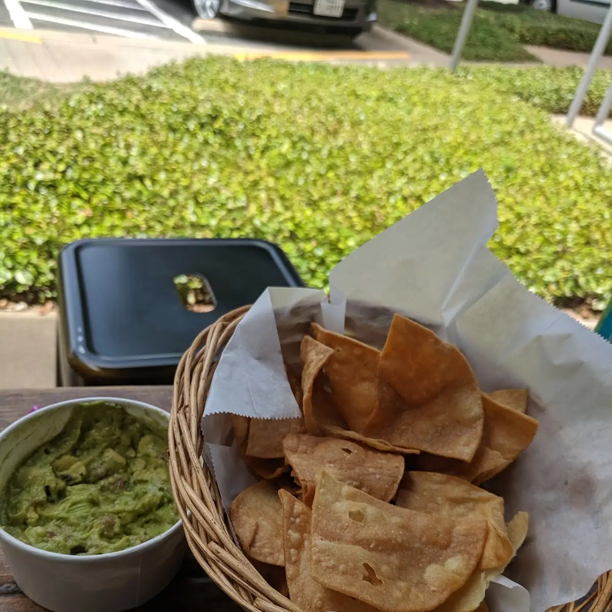 Chips & Guacamole
