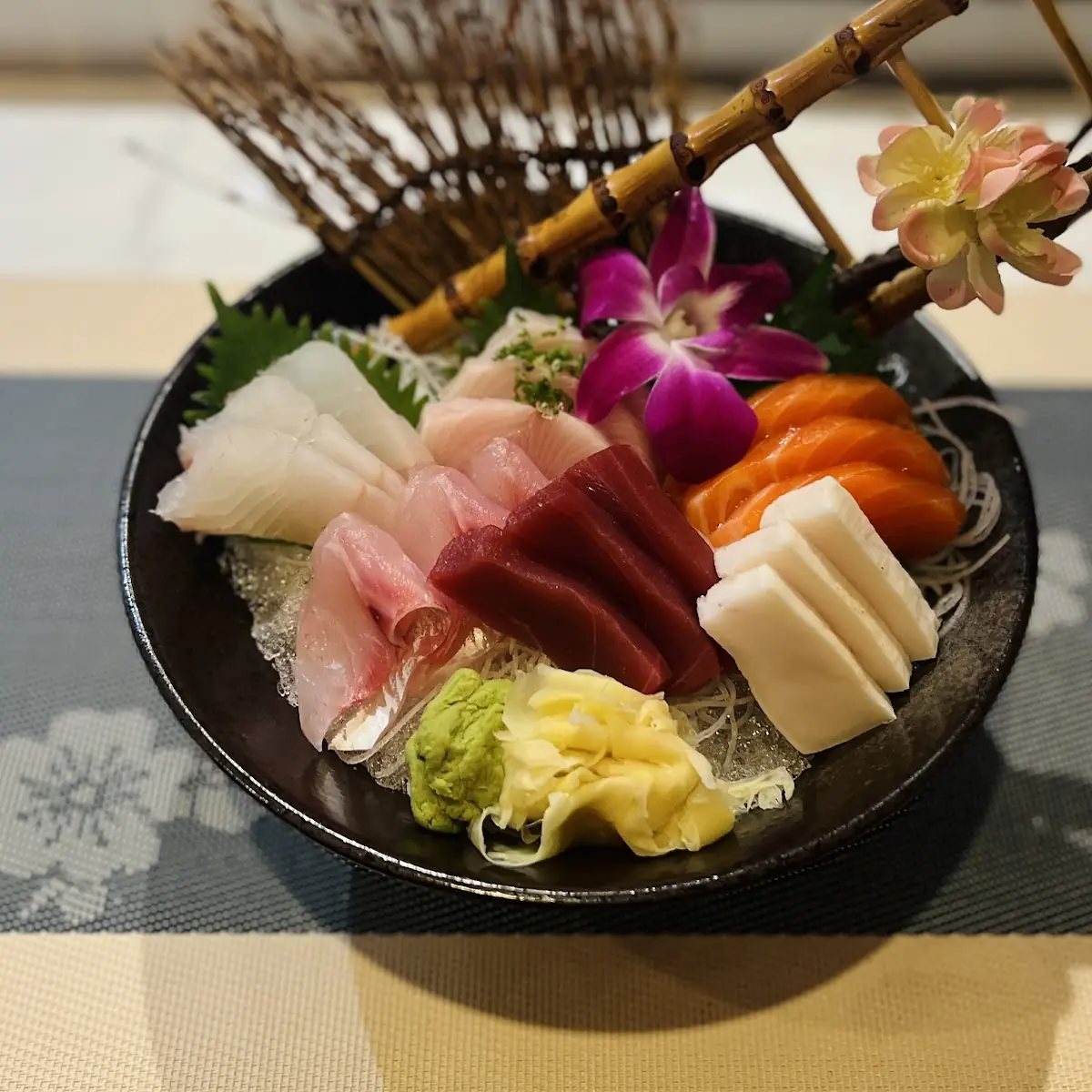 Sashimi Deluxe