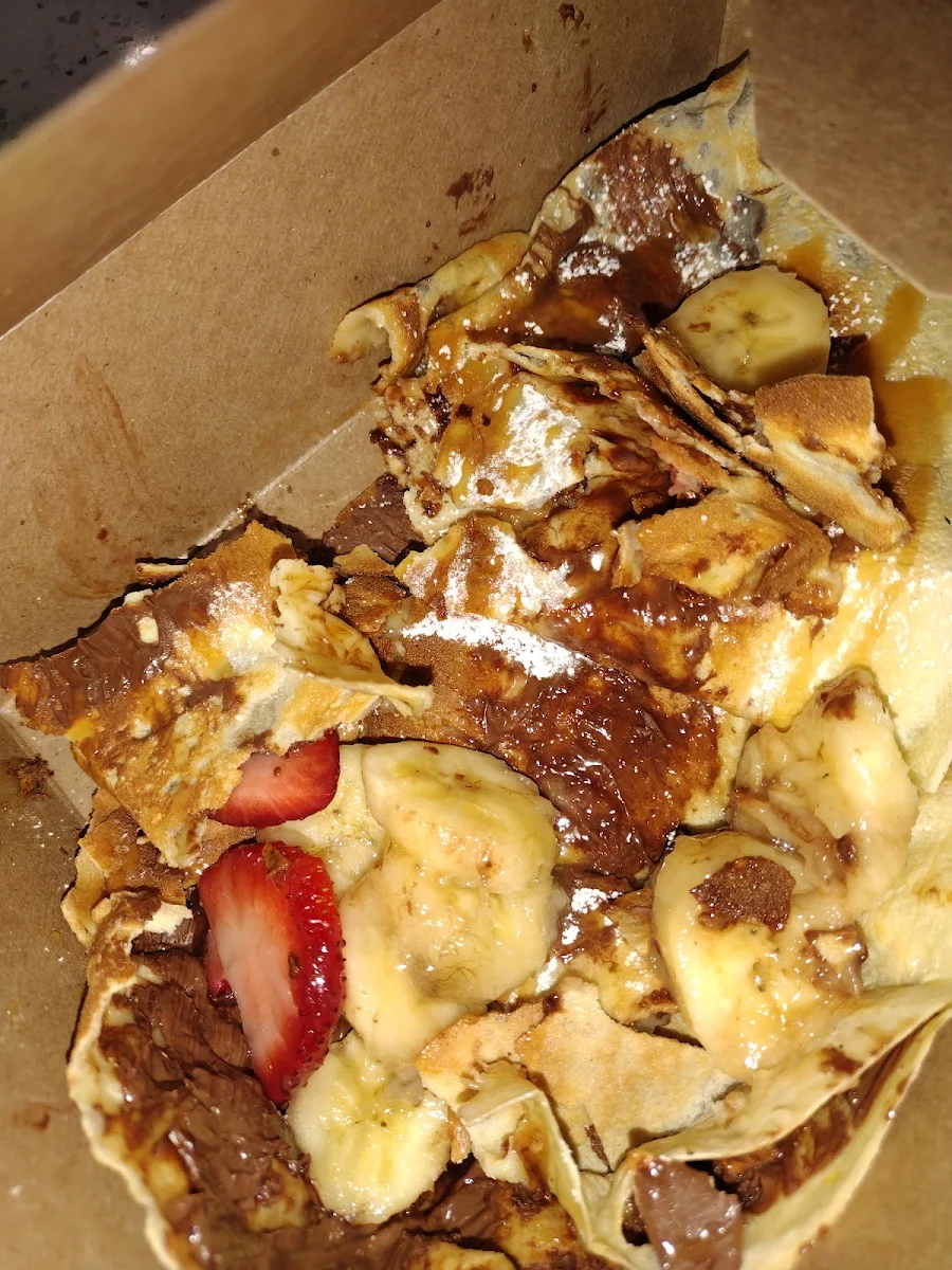 Burnt Strawberry Banana Nutella Crepes