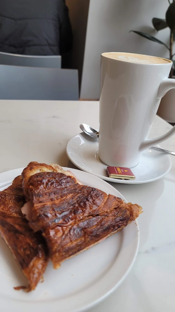 Ham & Cheese Croissant