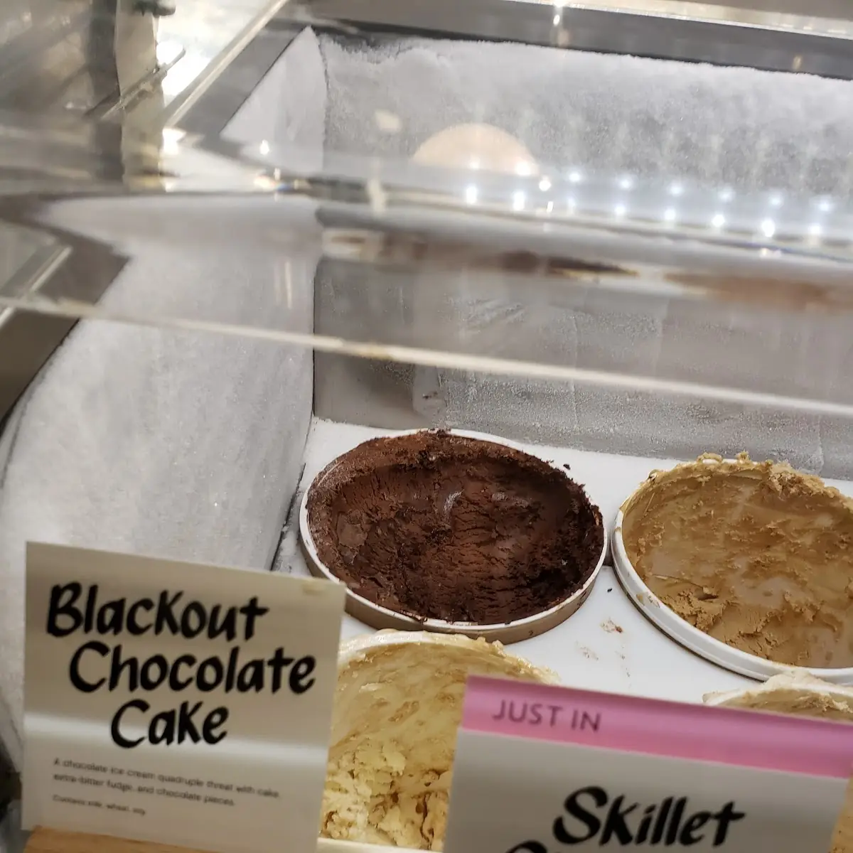 Blackout Chocolate Cake Pint