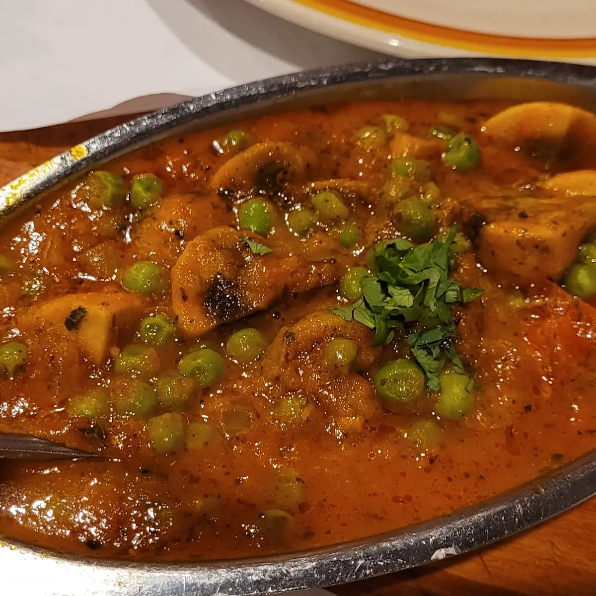 MUSHROOM CHICKEN