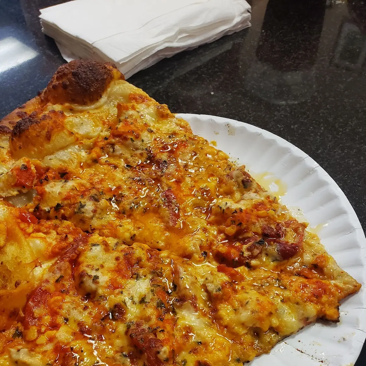 Buffalo Chicken Supreme Pizza