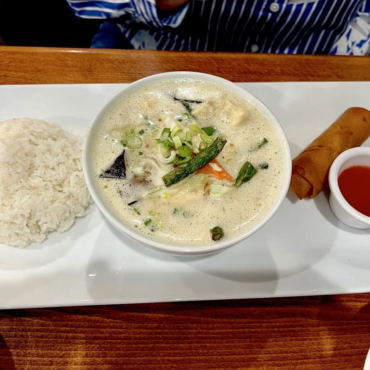 Green Curry with Rice and Spring Roll