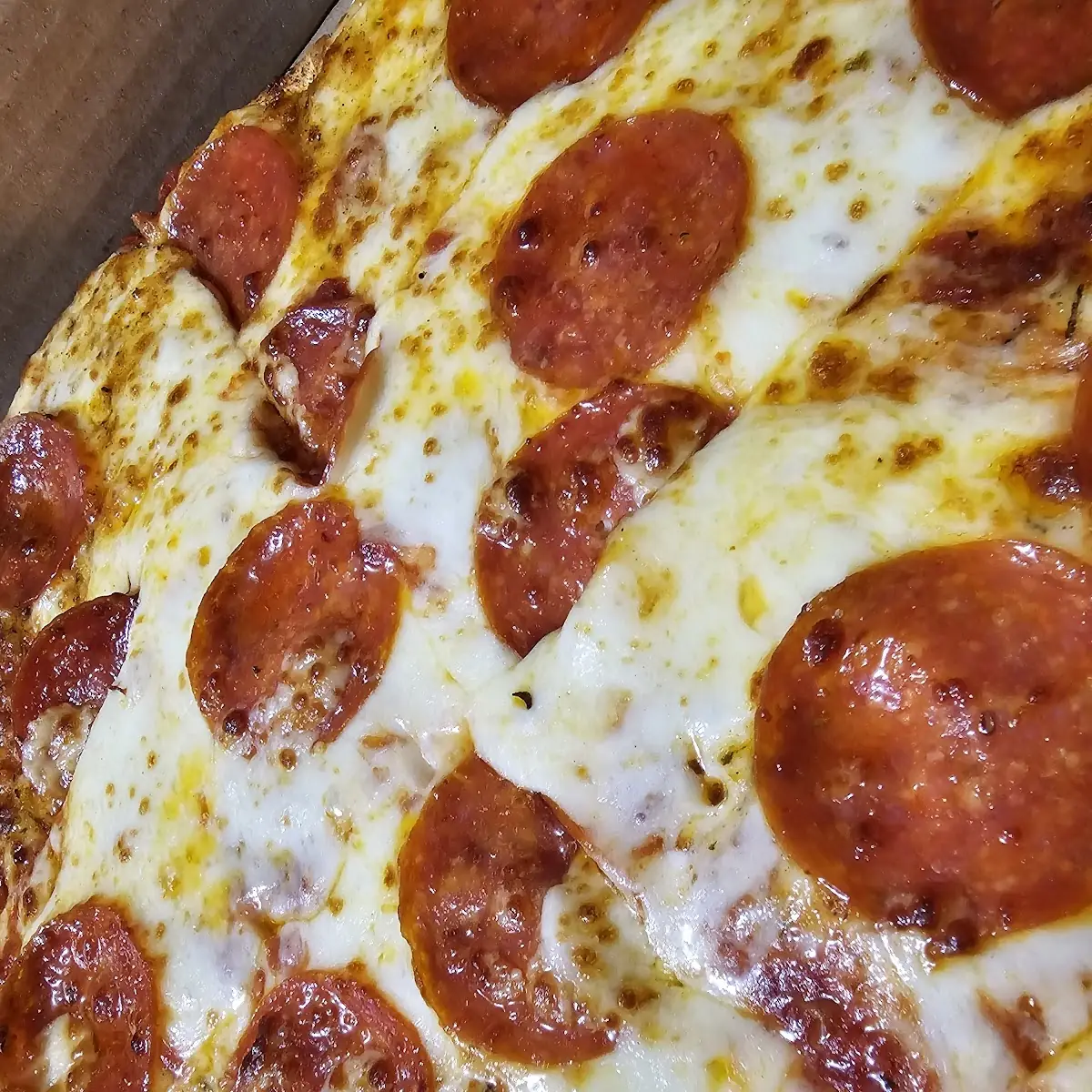 Thin Crust Pepperoni Pizza