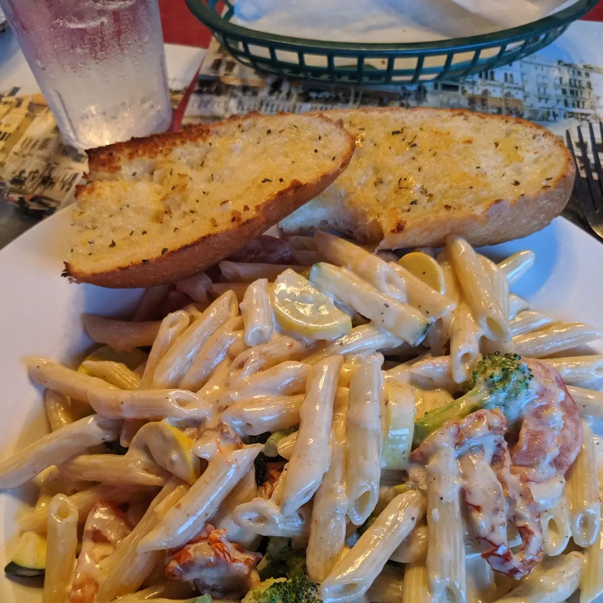 Fettuccine Alfredo