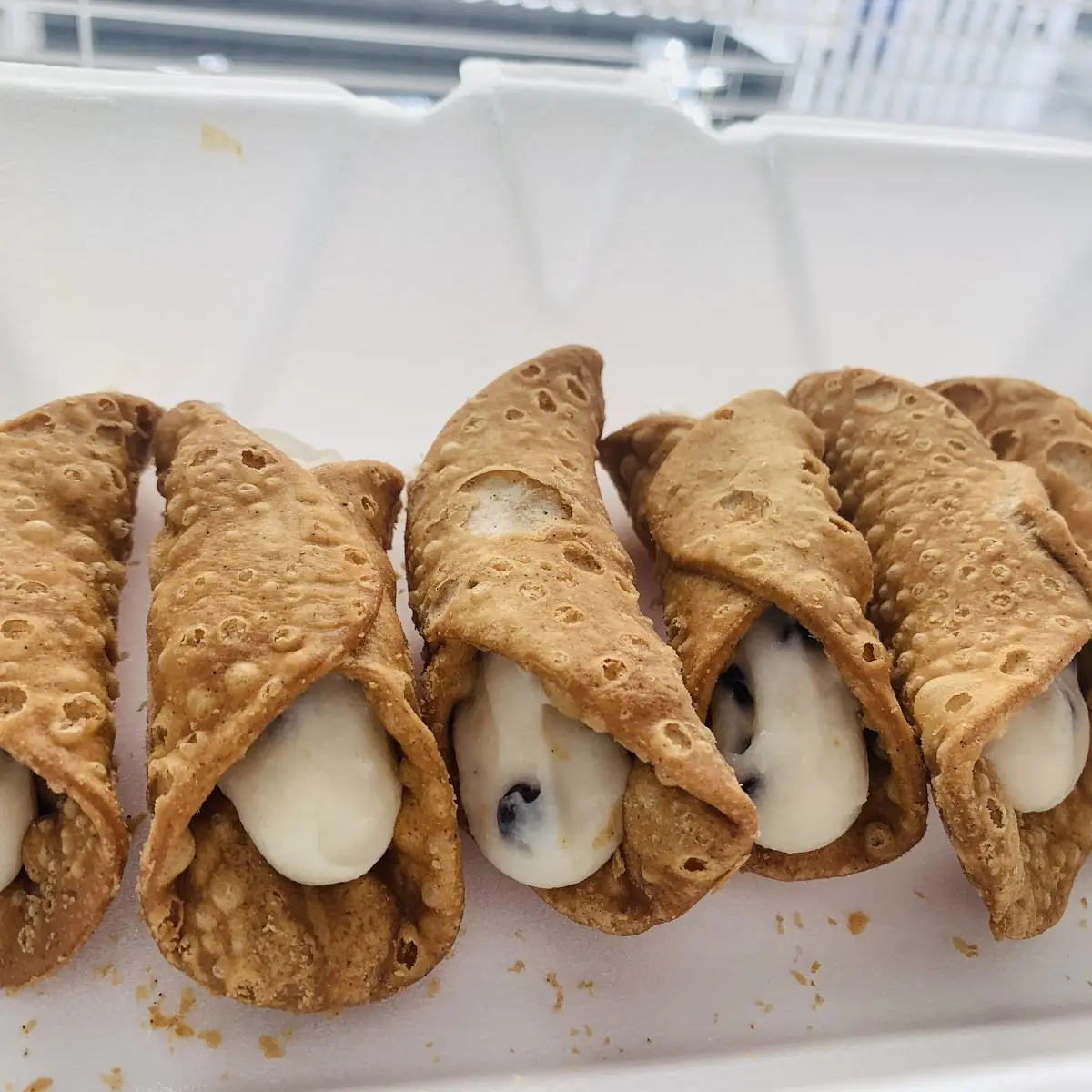 Chocolate Chip Cannolis