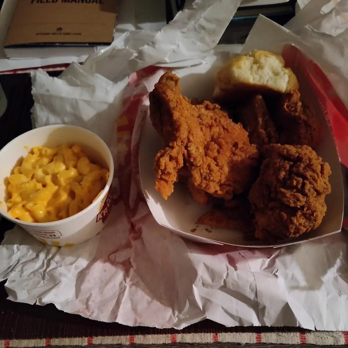 3 Piece w a Side of Mac & Cheese