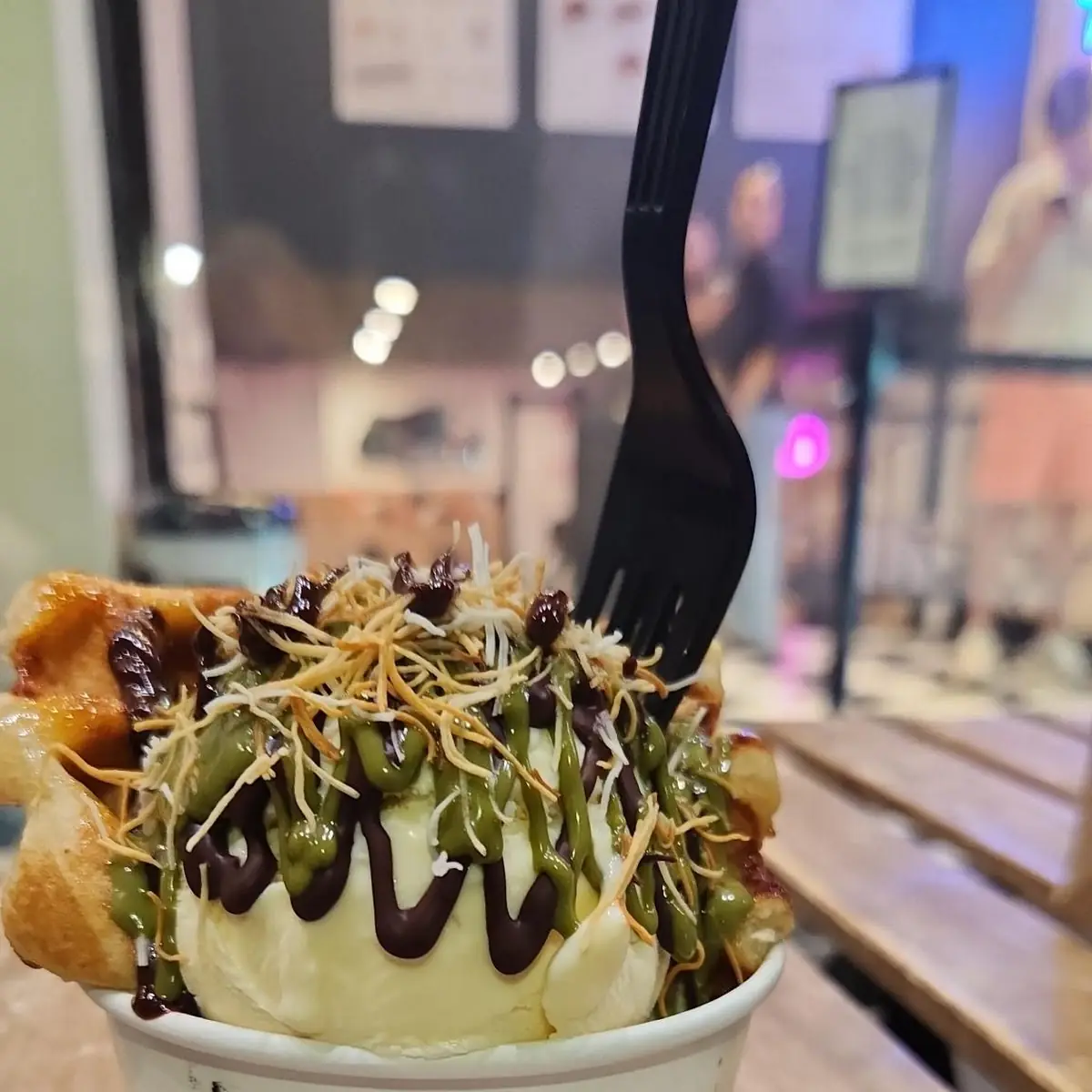Dubai Chocolate Waffle Sundae