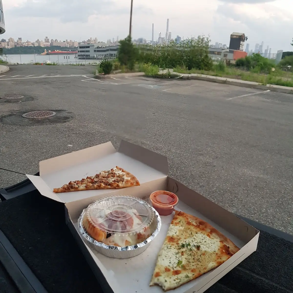 Pizza and Garlic Knots