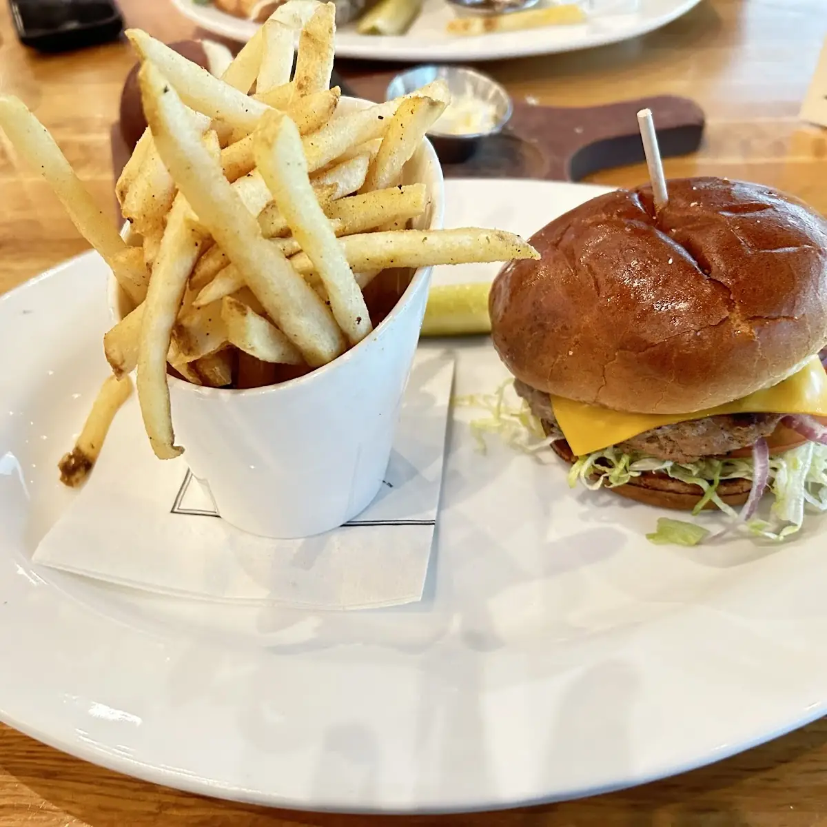 Turkey Burger w American Cheese