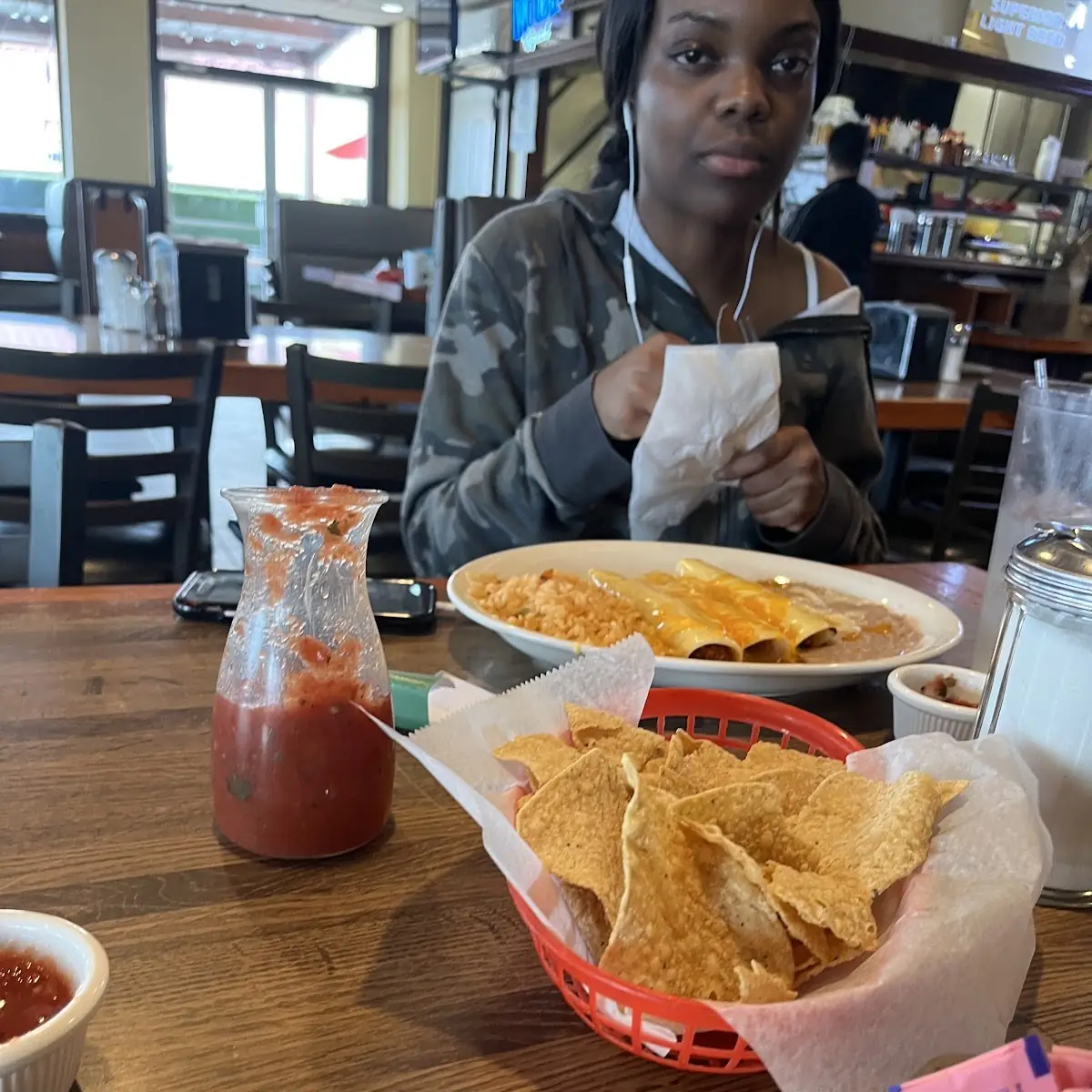 Second Served Chips & Salsa