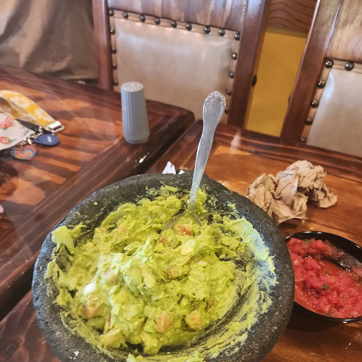 Large Guacamole 16oz