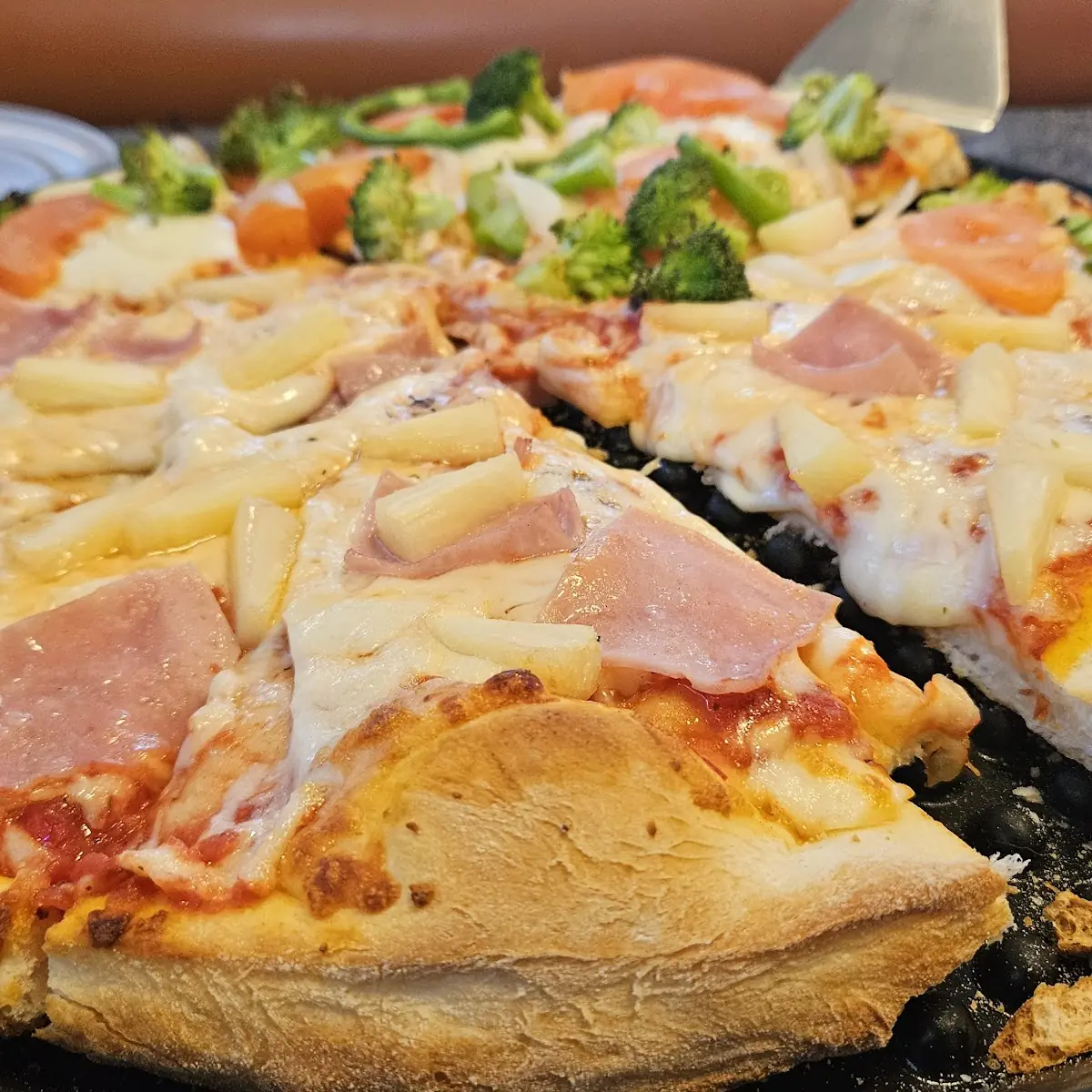 Hawaiian Pizza