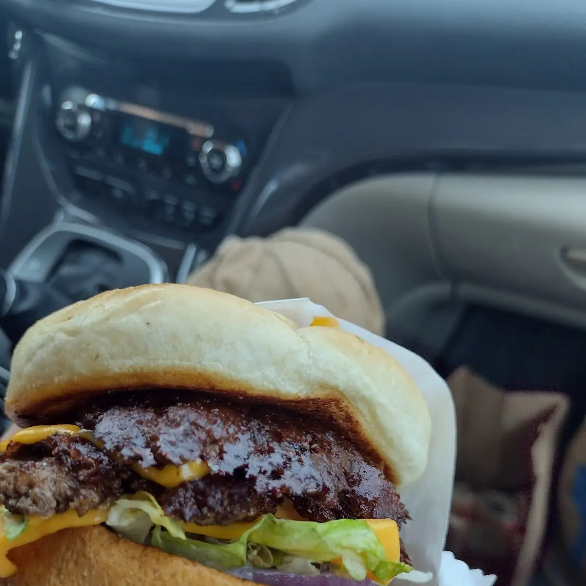 Double Cheeseburger Basket