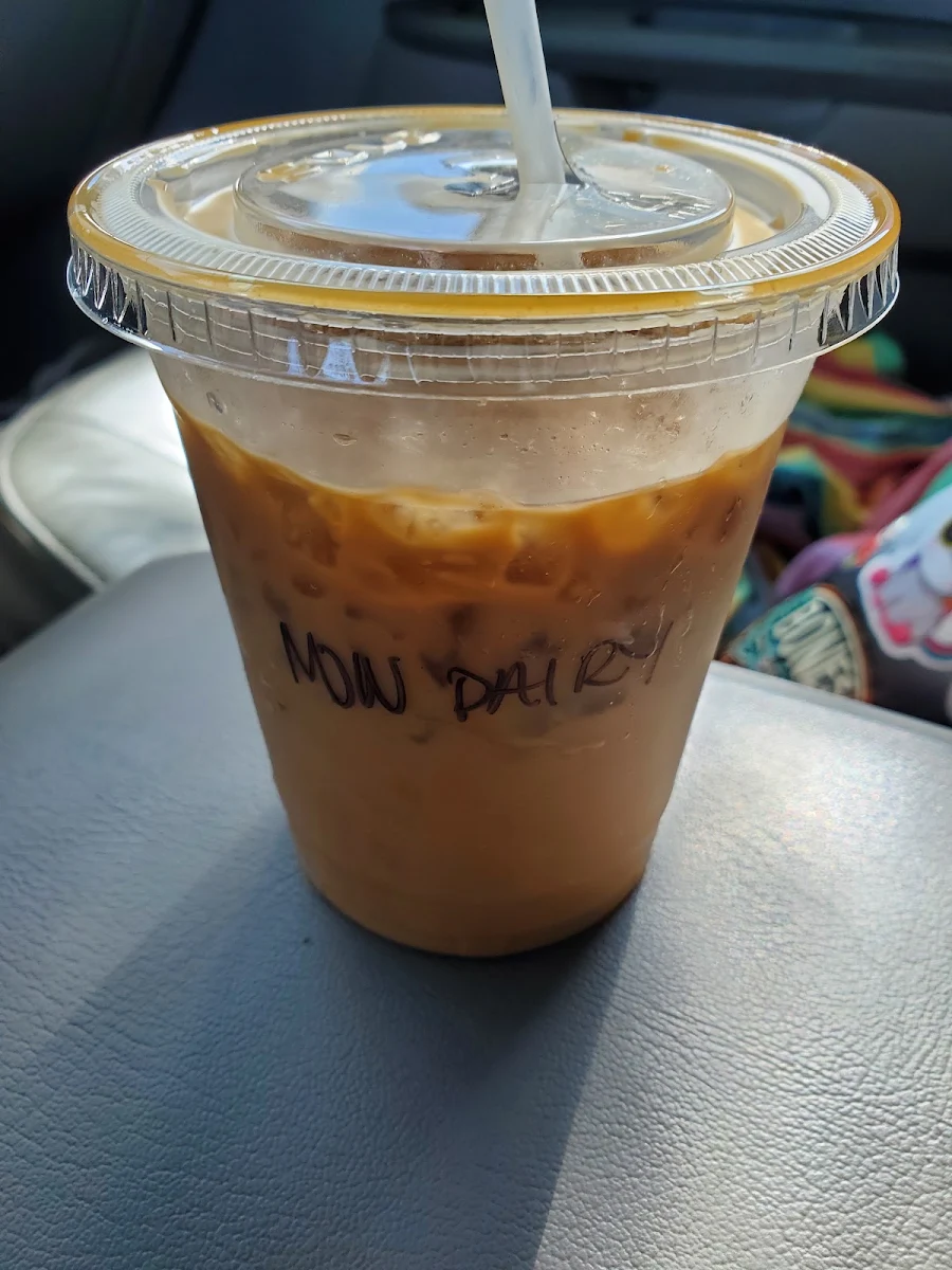 Nondairy Cold Brew with Oatmilk