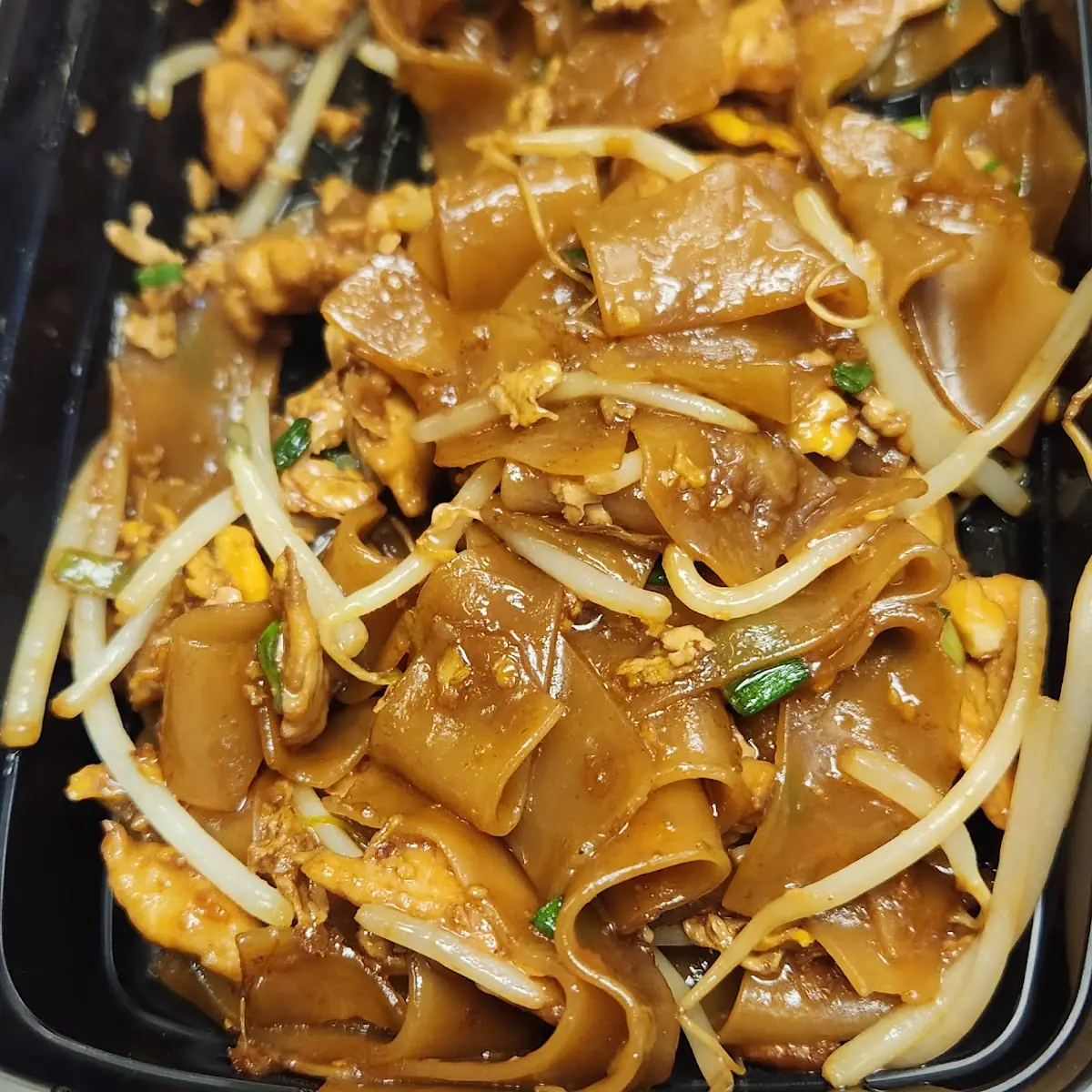 Chicken Pad See-EW