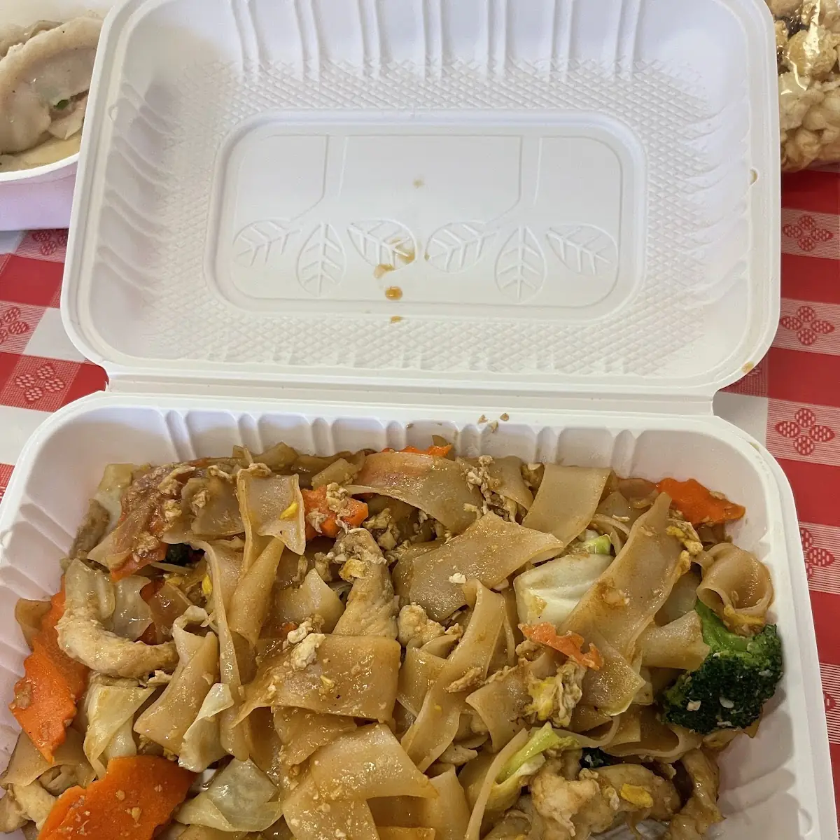 Chicken Pad Thai Noodles