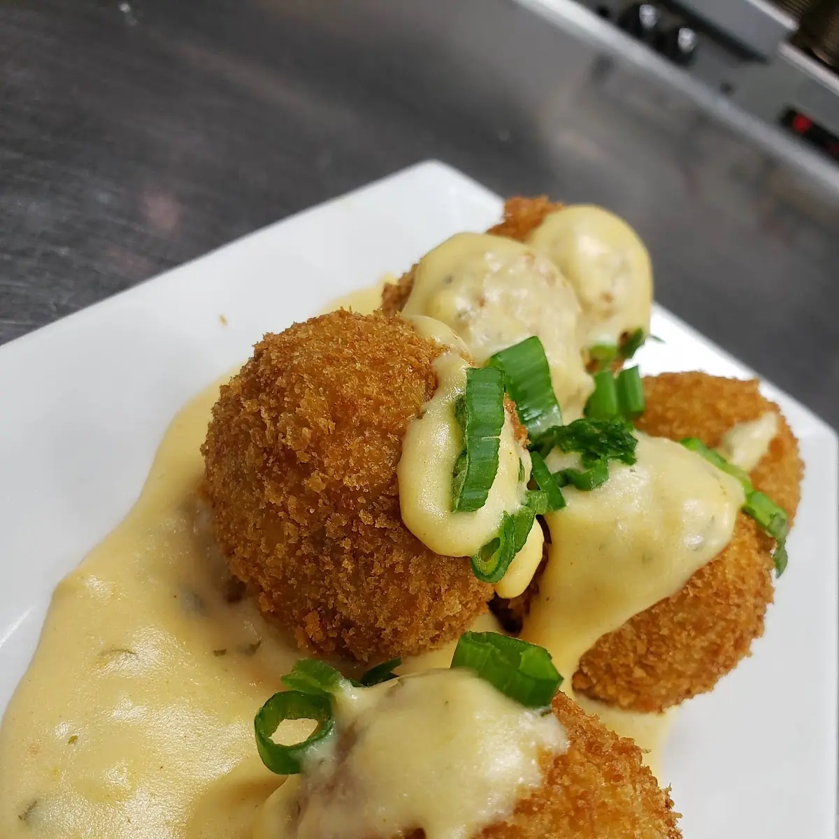 Crab Cake Poppers