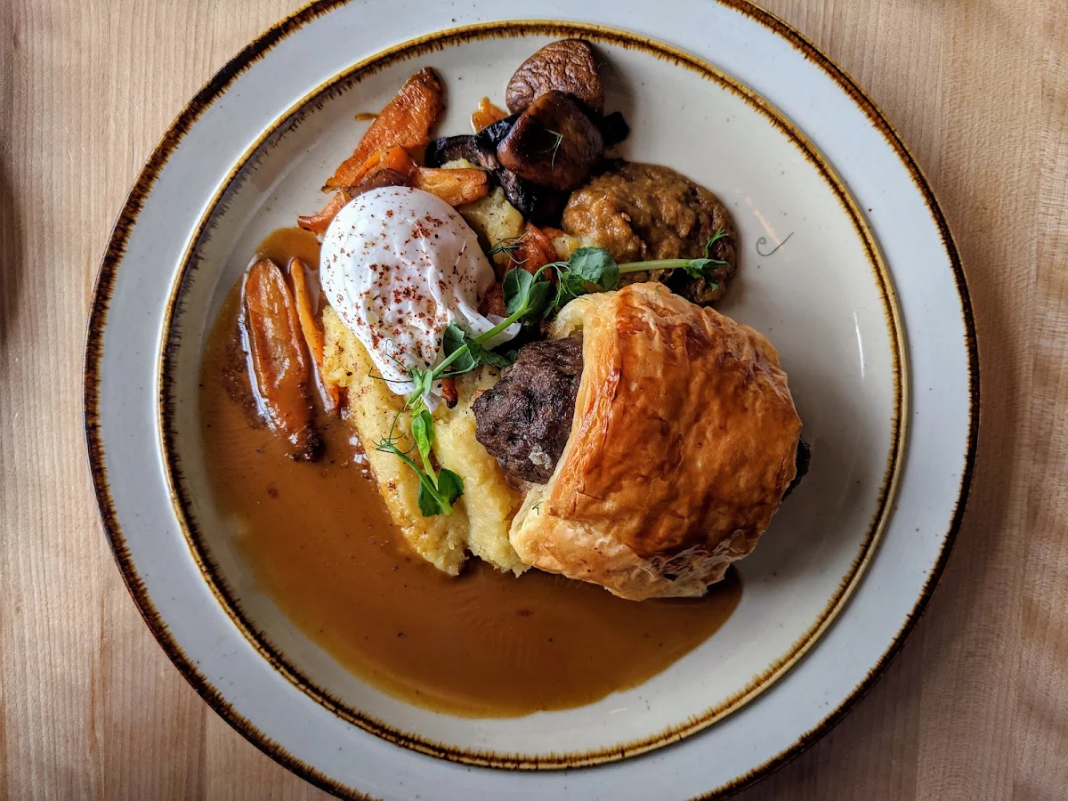 Croissant Wellington, O-Thym