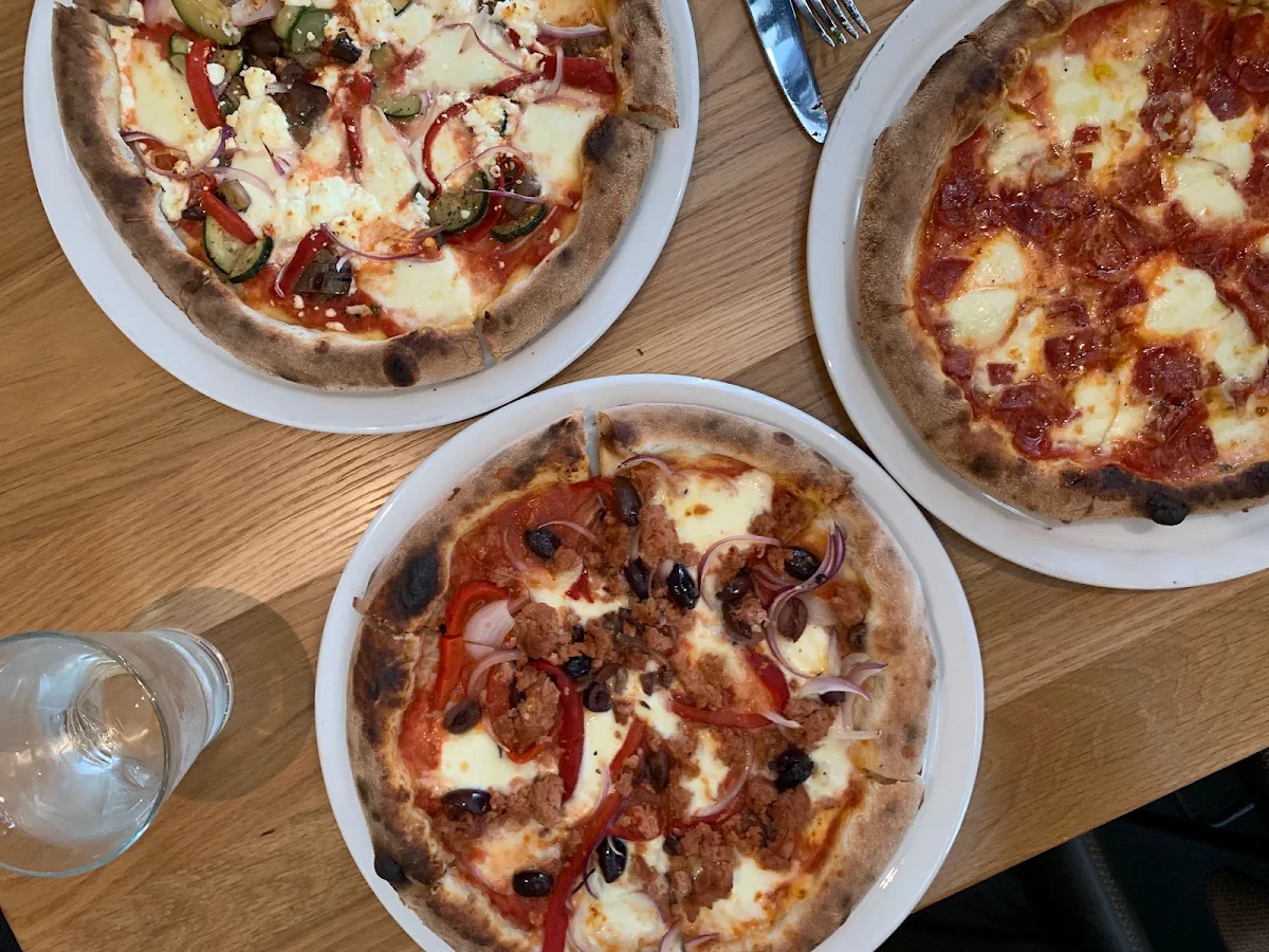 KIDS CHEESE PIZZA