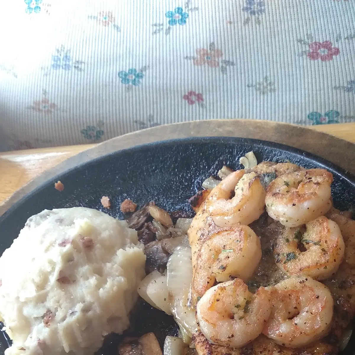 Shrimp 'N Parmesan Sirloin