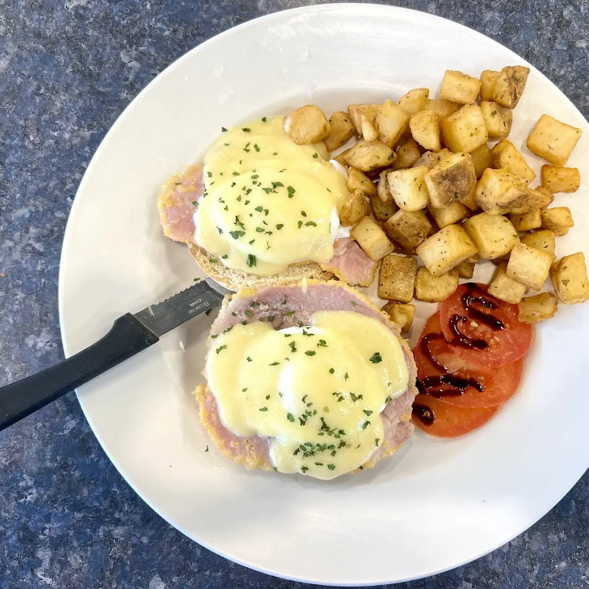 Eggs Benedictine, Clifton Hill Family Restaurant