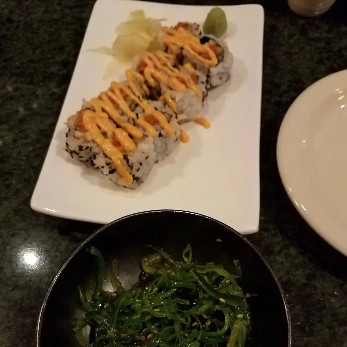 Spicy Salmon Roll